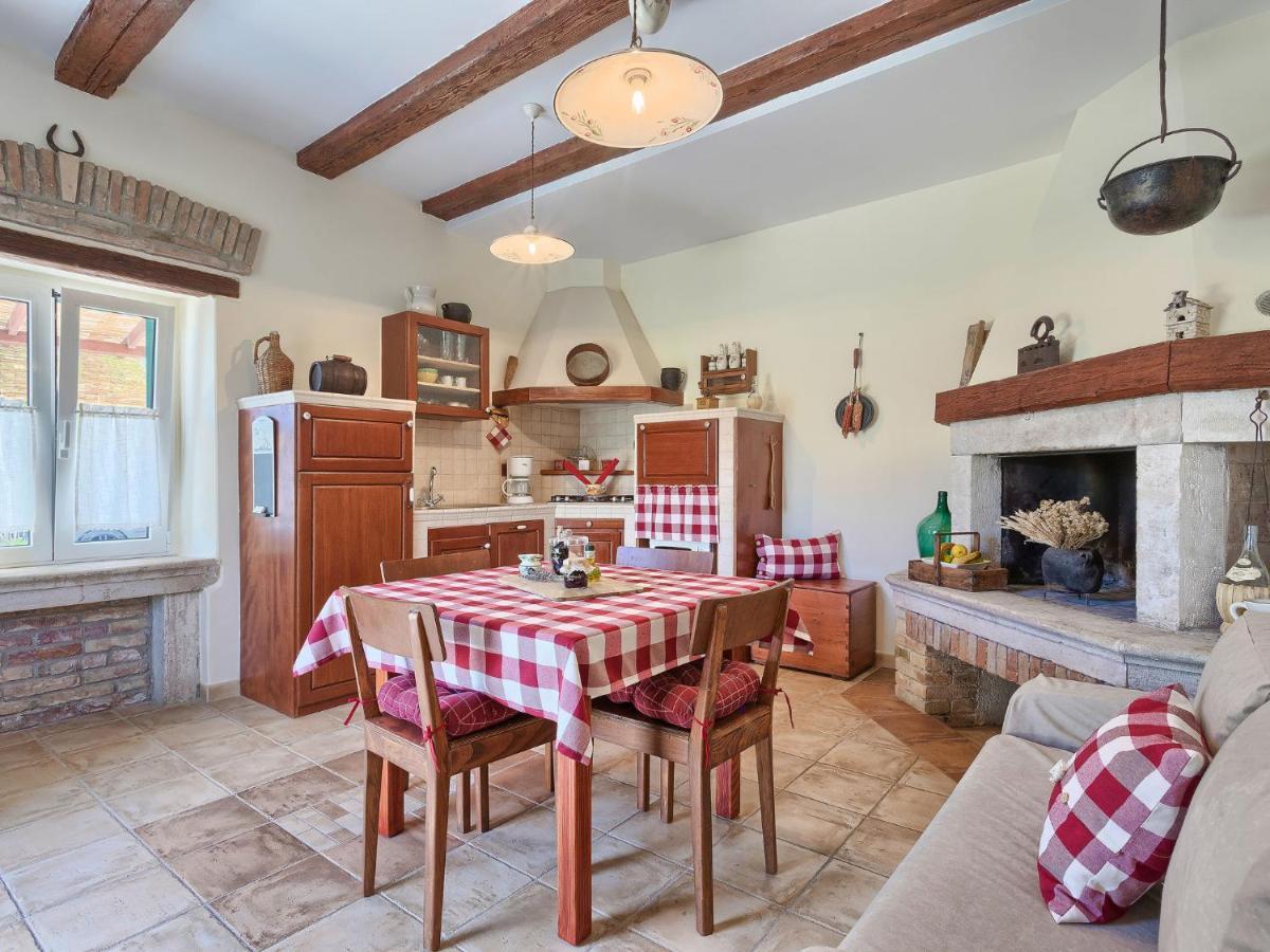 Apartment Sani-1 By Interhome بيشكانا أوفالا المظهر الخارجي الصورة